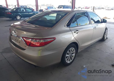 2016 Toyota Camry Le z USA, uszkodzony, nr VIN 4T4BF1FK6GR530791